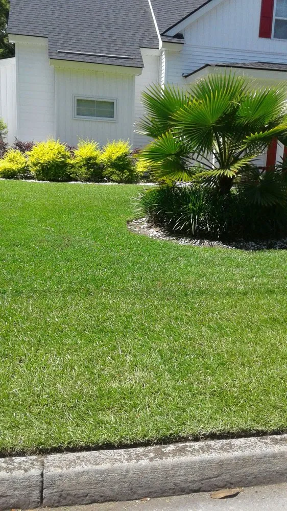 Expert outdoor landscaping experts serving Savannah, GA - Jessica Jones Lawn Care Service