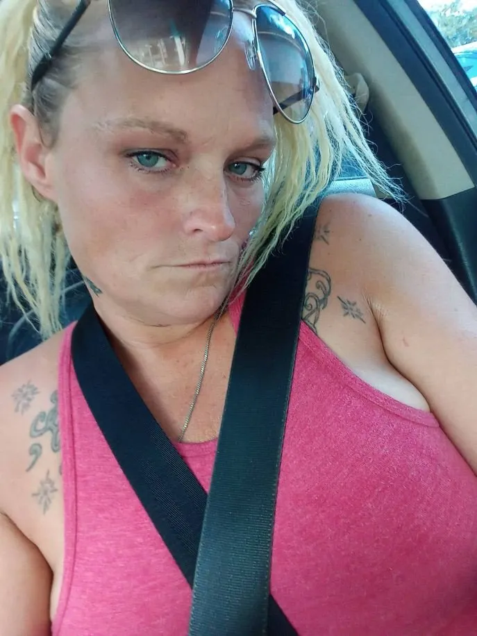 Professional lawn care service experts serving Evansville, IN - Jessica Simmons