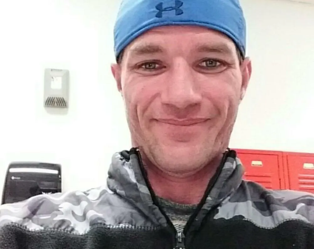 Top-rated outdoor landscaping near you in Bolivar, MO by Jessie Cash Construction