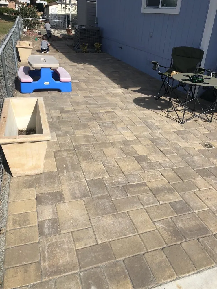 Local yard maintenance in Thousand Oaks, CA by Jessie Flores Landscape