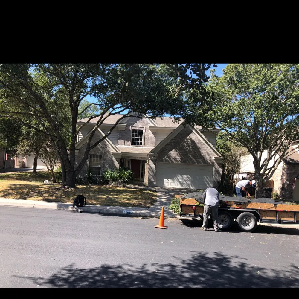 Reliable lawn mowing service in San Antonio, TX - Jesus Luna Tree Service