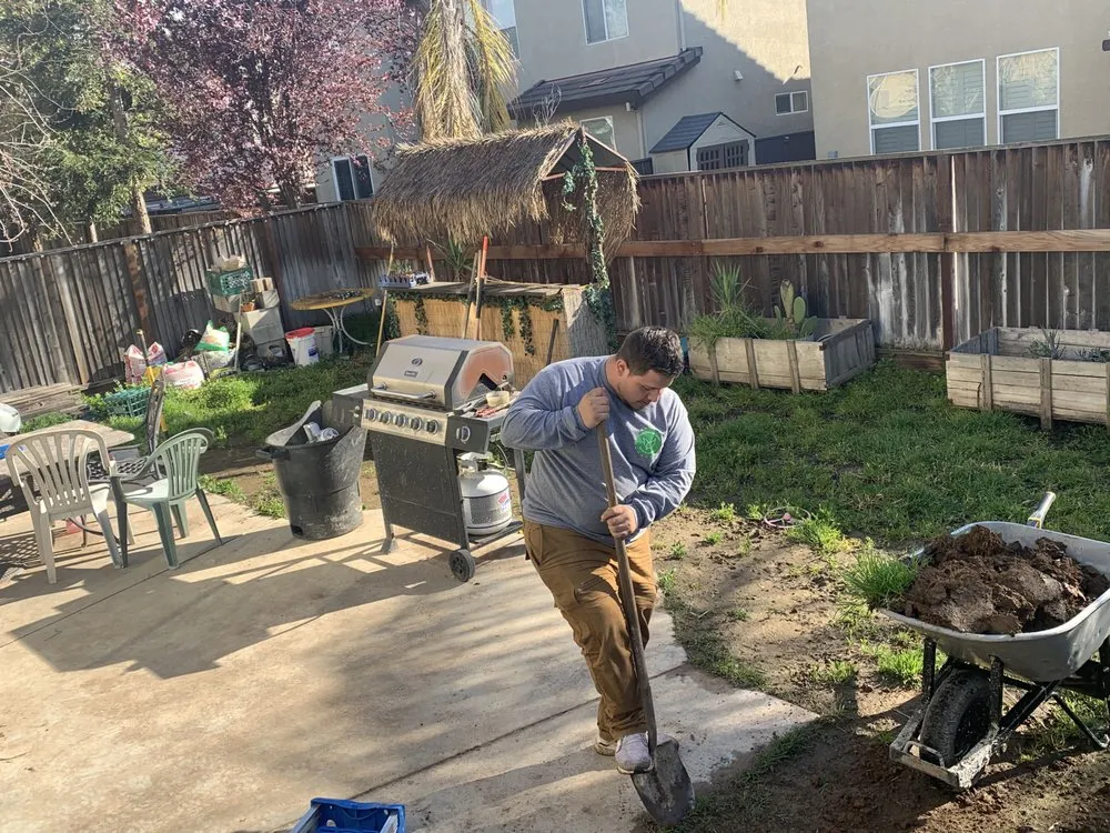 Local yard maintenance experts serving Turlock, CA - Jesus Pantoja Garden Service & Landscape