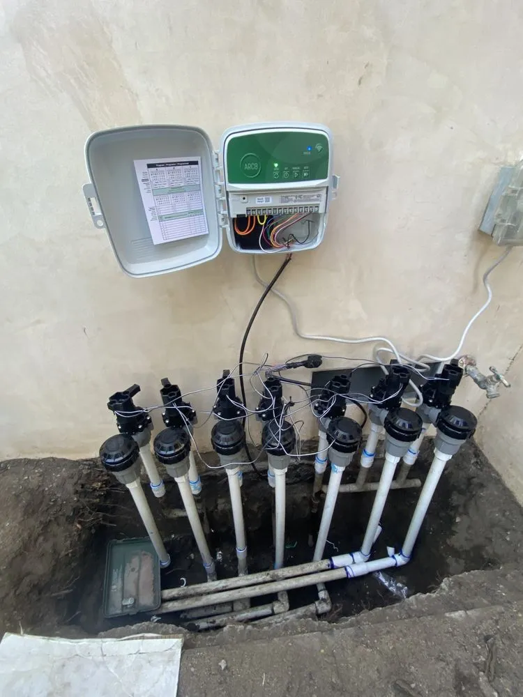 Top-rated yard cleanup service in Pasadena, CA - Jesus Rivera Landscape