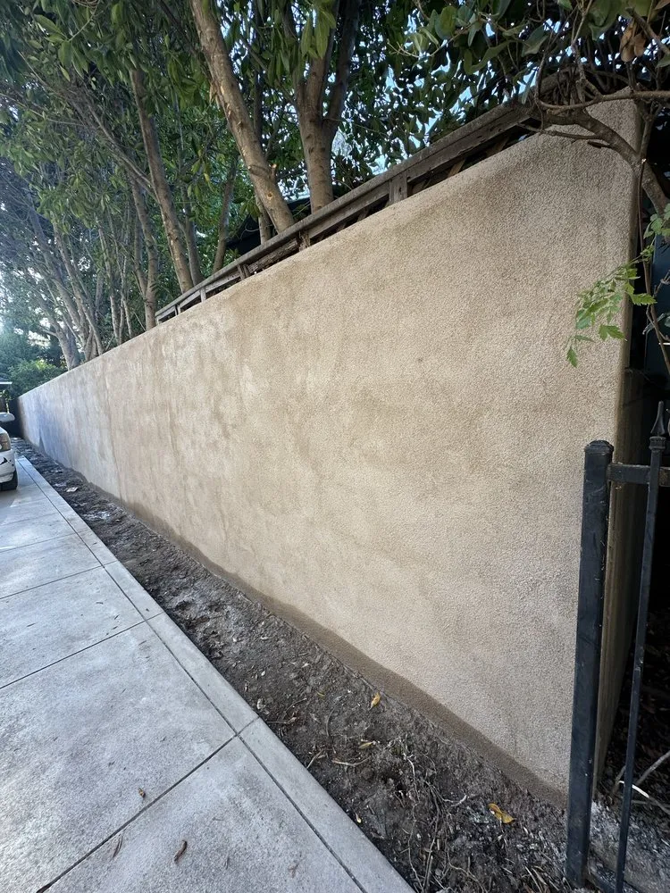 Custom yard maintenance experts serving Pasadena, CA - Jesus Rivera Landscape