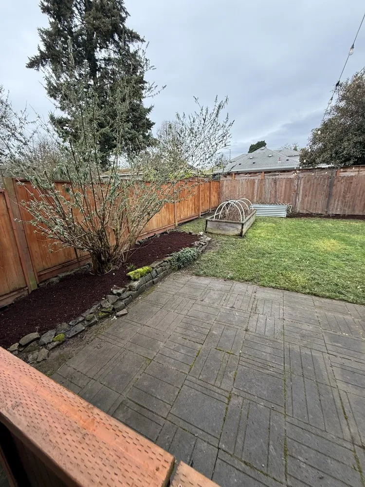 Reliable garden landscaping for residential properties in Portland, OR by Jesus Ruiz Construction