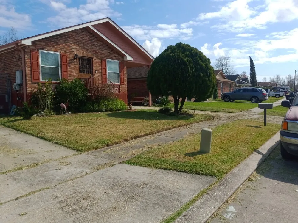 Professional landscaping services in New Orleans, LA - Jesus saves lawn care