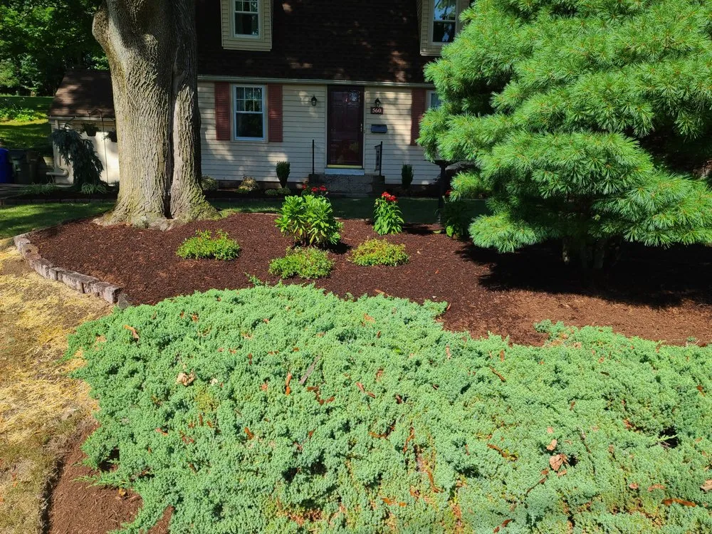 Affordable garden landscaping for year-round maintenance across New Britain, CT - Jet Landscaping & Lawn service