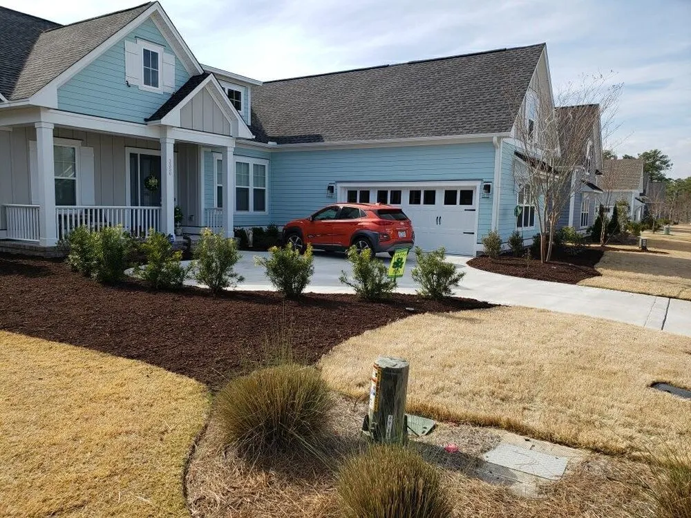 Expert lawn mowing service in Wilmington, NC by Jet Mulch