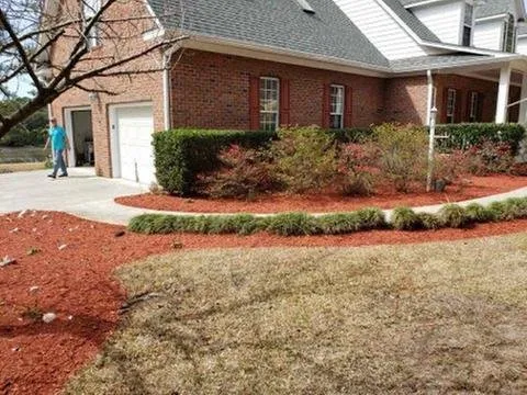 Custom landscape design in Wilmington, NC by Jet Mulch