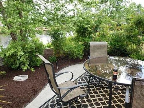 Top-rated yard maintenance with custom design across Wilmington, NC - Jet Mulch