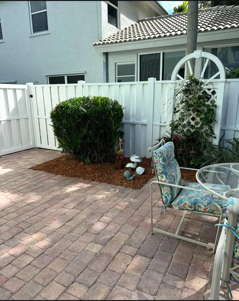 Custom landscape installation experts serving Pompano Beach, FL - Jeters Landscaping