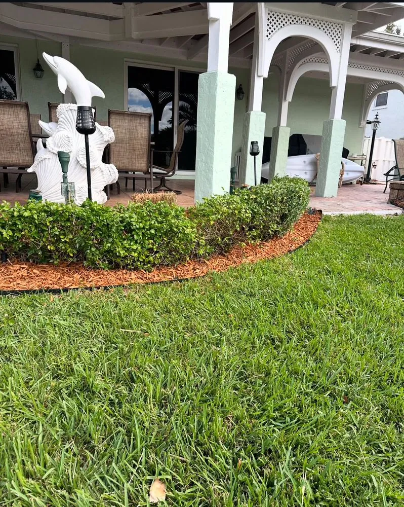 Affordable garden landscaping for year-round maintenance in Pompano Beach, FL by Jeters Landscaping