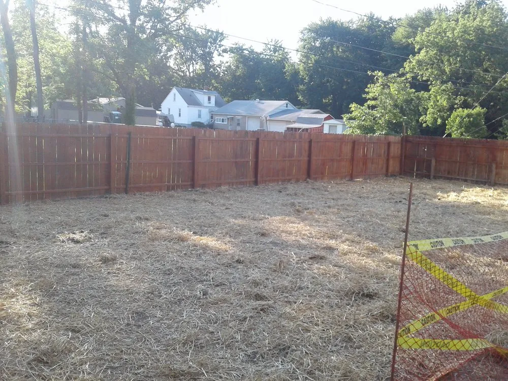 Professional lawn care service for year-round maintenance in Paducah, KY by JETZ Lawn Care