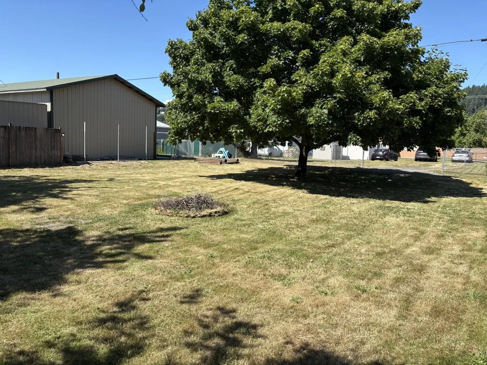 Top-rated garden landscaping in Chehalis, WA - JF Lawn Services