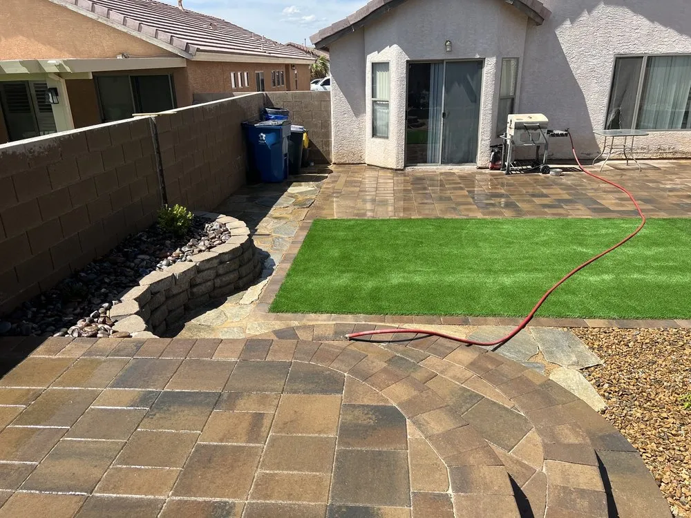 Professional lawn mowing service experts serving Las Vegas, NV - JFC LANDSCAPE