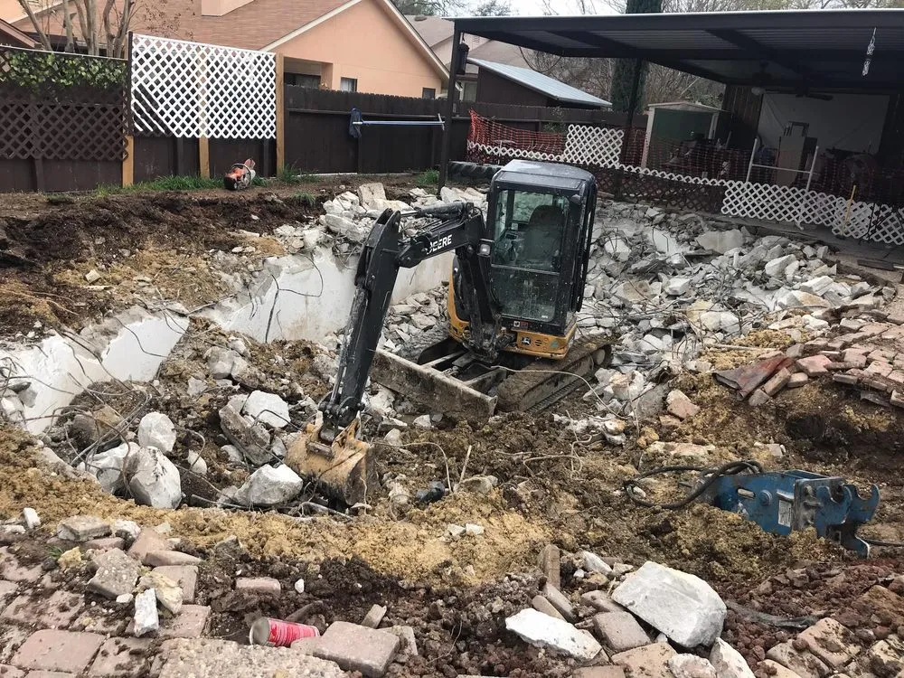 Expert landscaping services near you in San Antonio, TX by JFD Transport