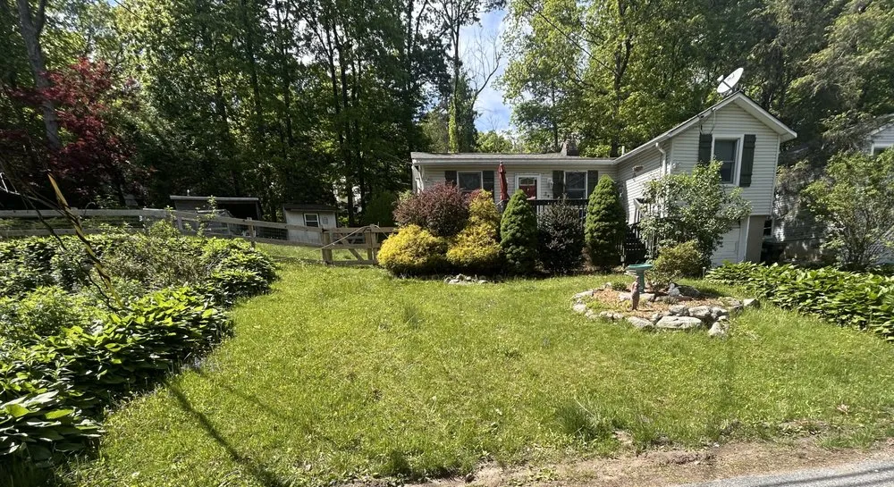 Custom yard maintenance experts serving Warwick, NY - JFM Lawn & Landscape