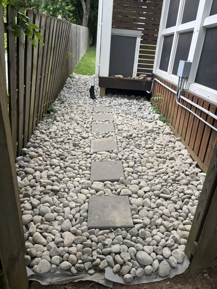 Professional lawn care service in Nashville, TN by JG Hauling & Landscaping