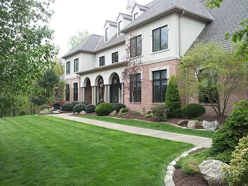 Custom garden landscaping in Bentleyville, PA - JG Landscape & Design