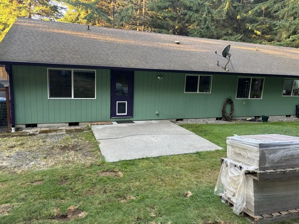 Expert lawn care service experts serving Puyallup, WA - Jg landscape llc