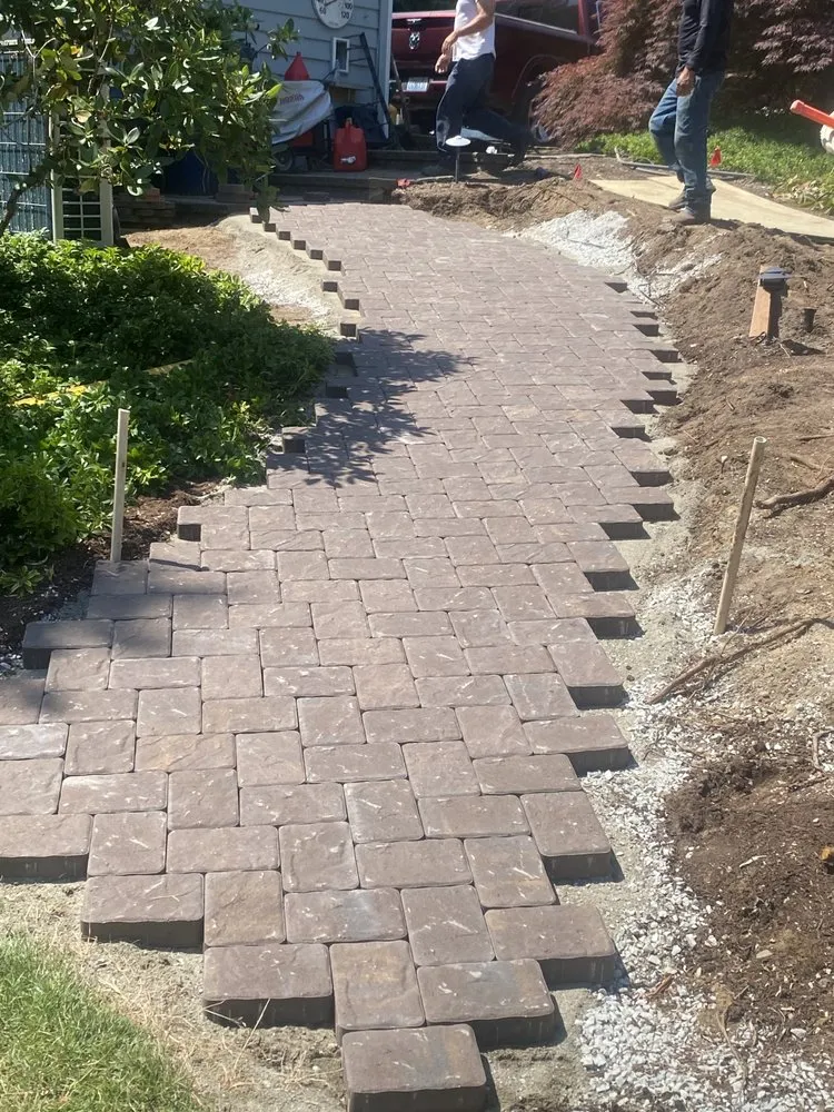 Professional landscape installation in Everett, WA by JG Landscaping & Maintenance