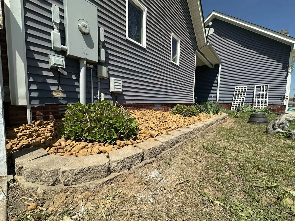 Top-rated yard cleanup service in Clarksville, TN - JG Landscaping