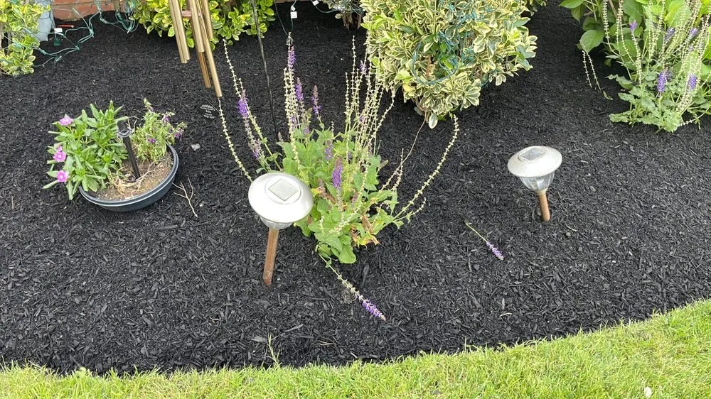 Custom garden landscaping in Drexel Hill, PA - J&G Landscaping