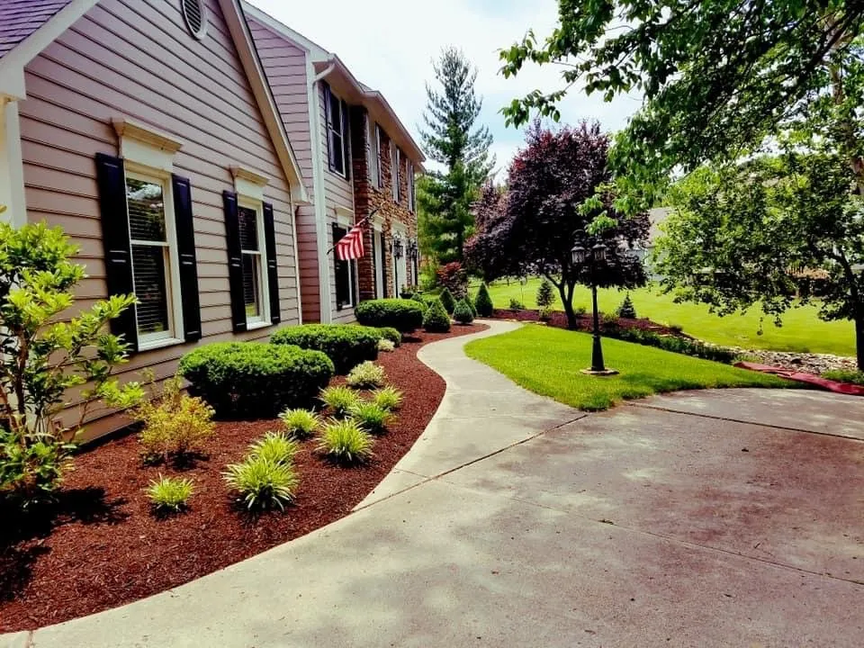 Custom yard maintenance for beautiful yards in Forest Park, OH by JG Landscaping