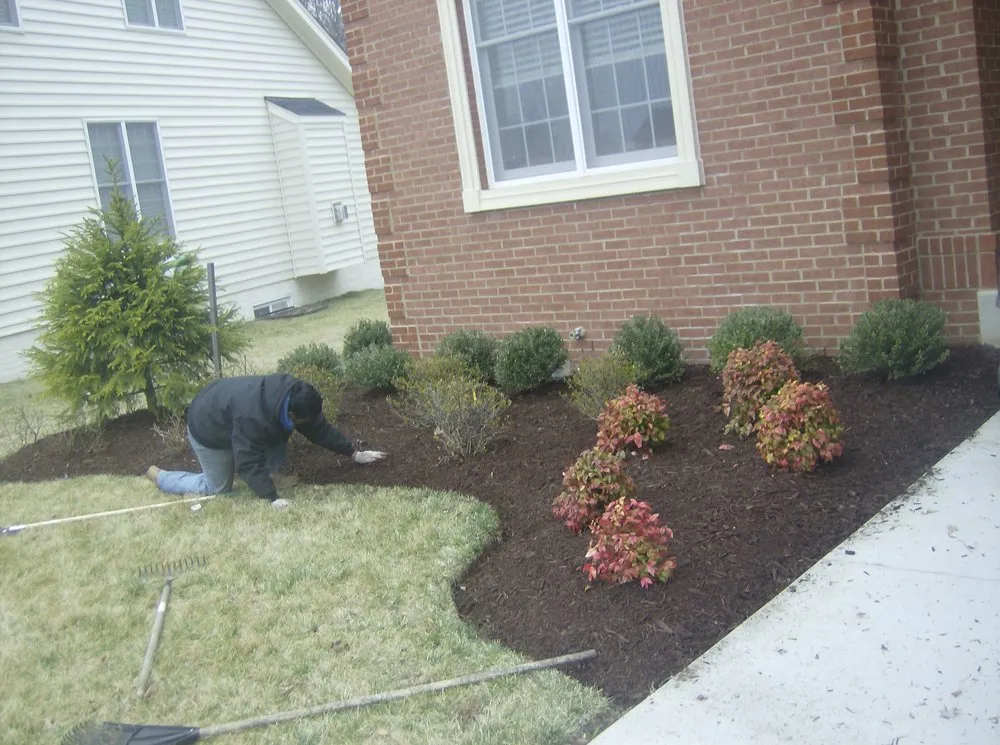 Custom lawn care service experts serving Leesburg, VA - JG landscaping