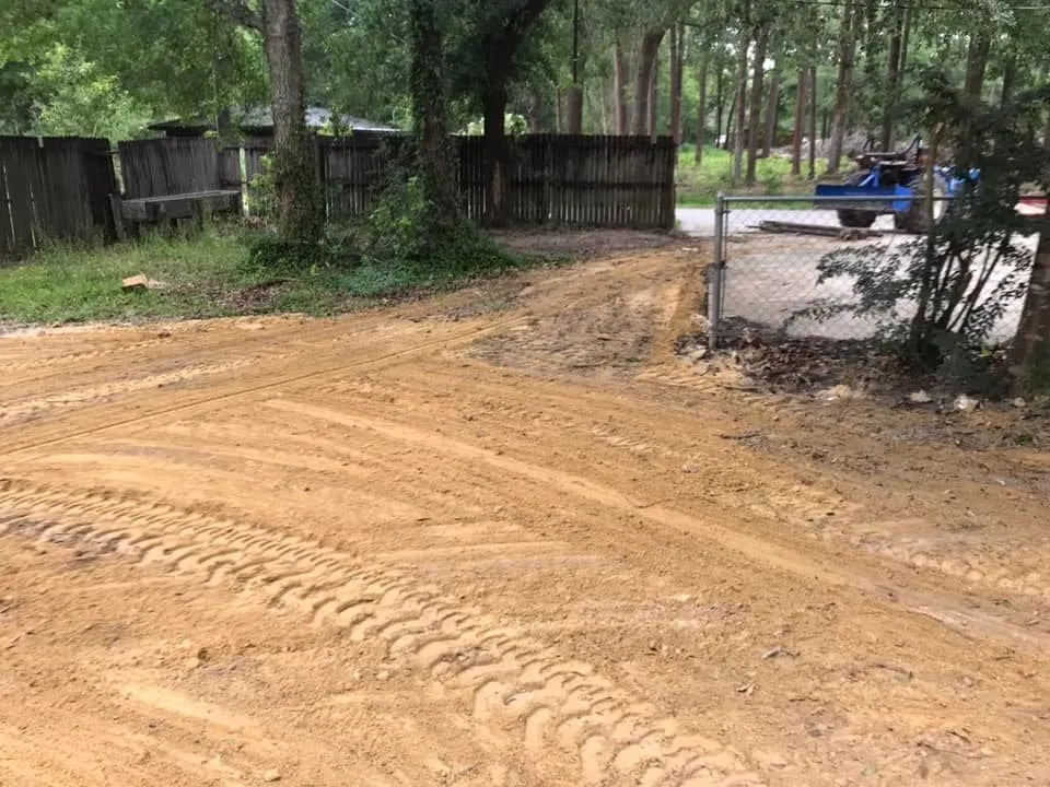Professional garden landscaping for year-round maintenance in Beckville, TX by JG Landworks