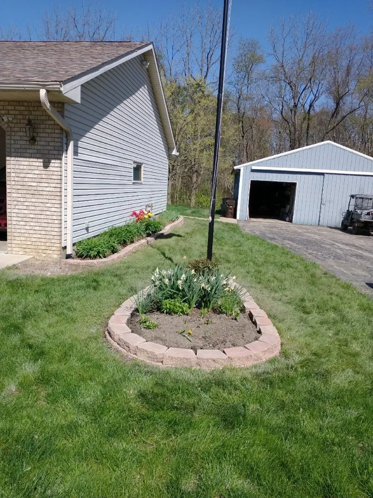 Reliable yard cleanup service experts serving Knox, IN - J&G Lawn & Tree Services