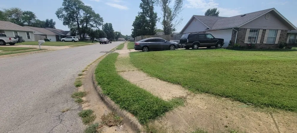 Expert yard maintenance for residential properties in Springdale, AR by J&G Lawn Care