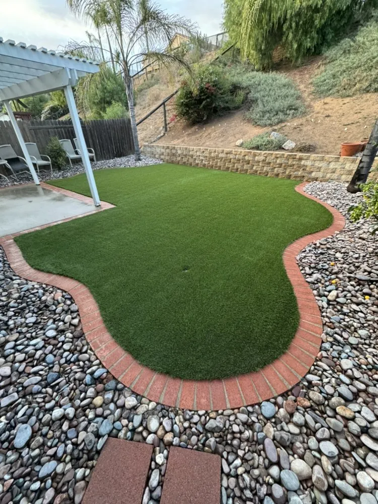 Professional yard maintenance for beautiful yards across El Cajon, CA - JG Lawns Turf