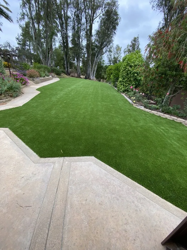 Local garden landscaping in El Cajon, CA by JG Lawns Turf