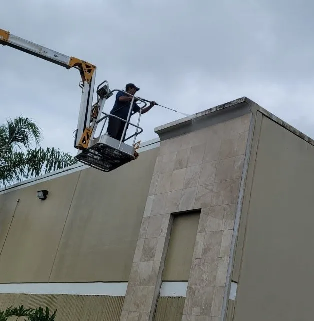 Expert yard cleanup service in Orlando, FL by JG Maintenance Company