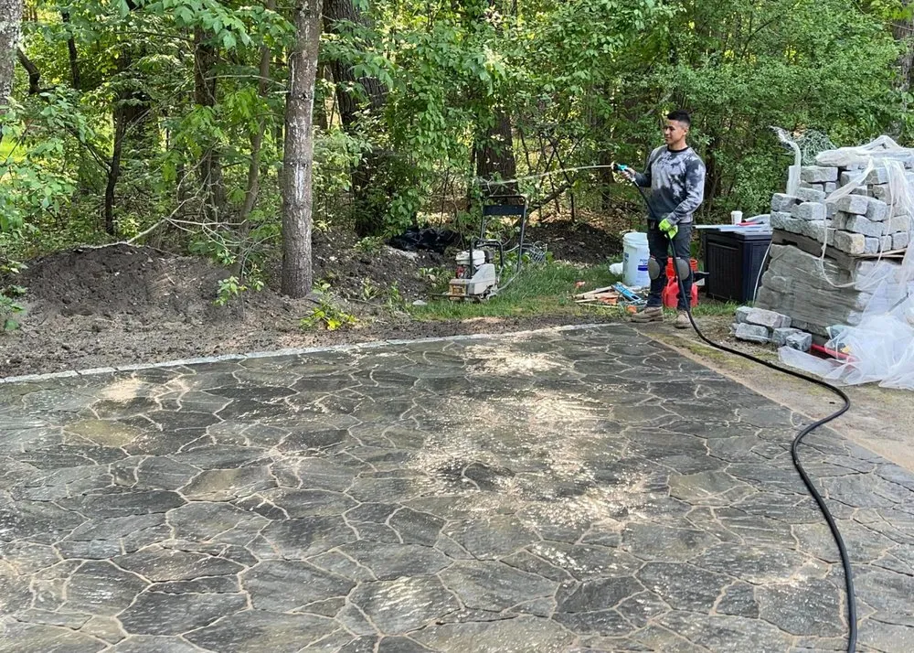 Top-rated lawn mowing service experts serving Lynn, MA - J&G Masonry And Landscape Construction