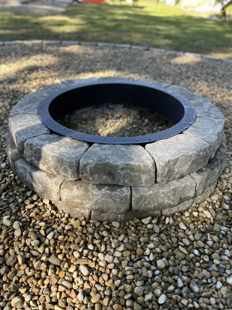 Expert residential landscaping experts serving Indianapolis, IN - JG OUTDOOR SOLUTIONS