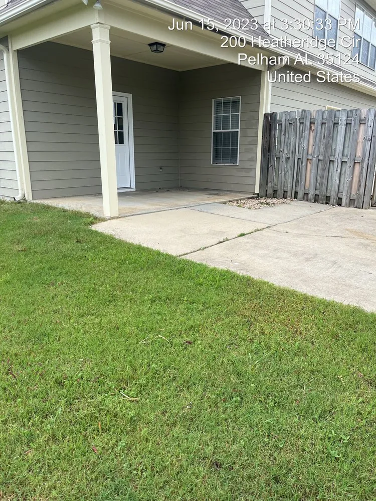 Custom lawn mowing service experts serving Alabaster, AL - JG White Enterprise