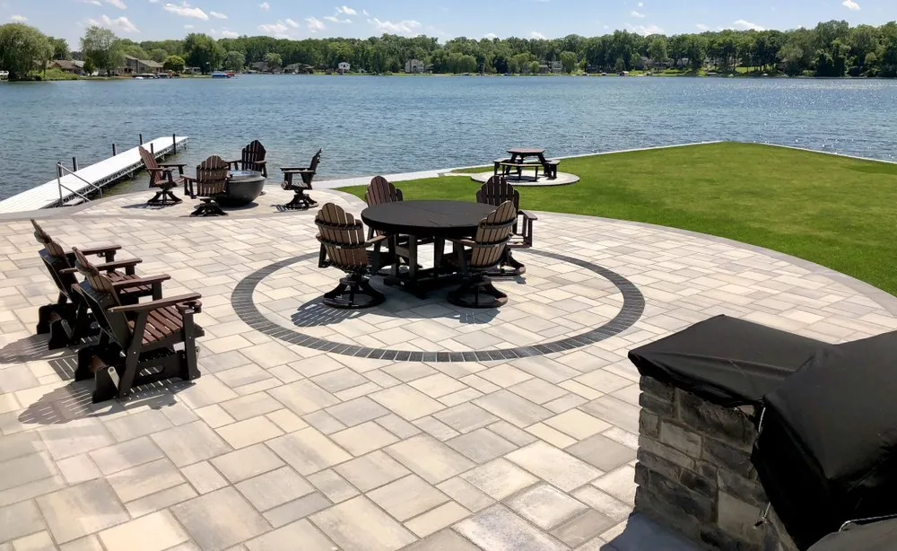 Affordable yard maintenance experts serving Commerce Township, MI - JGarza Landscape Services