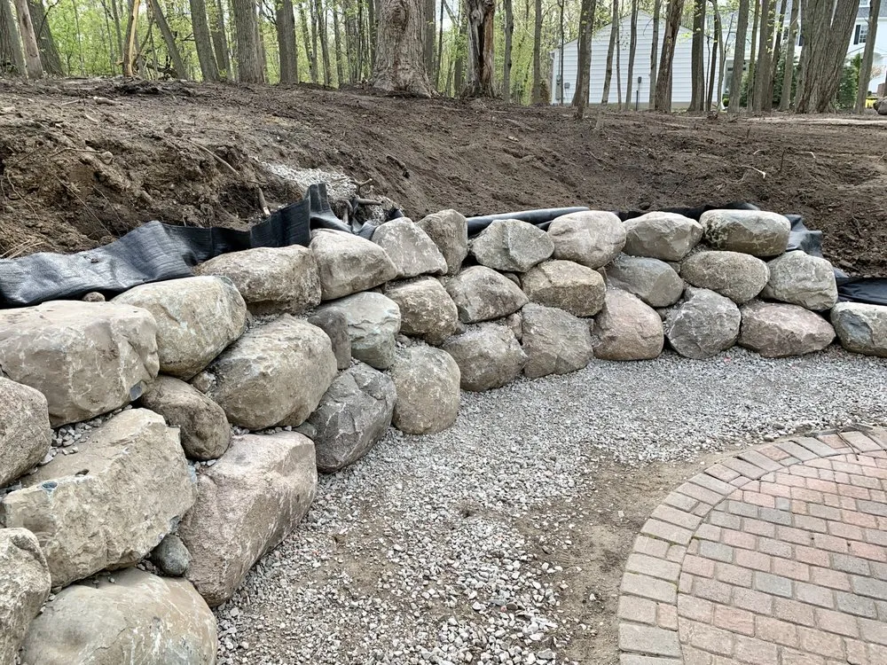 Local garden landscaping for beautiful yards across Commerce Township, MI - JGarza Landscape Services