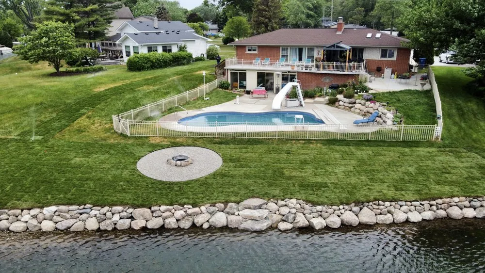 Top-rated landscaping services experts serving Commerce Township, MI - JGarza Landscape Services