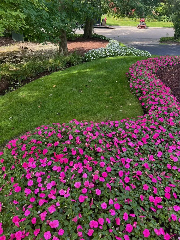 Top-rated landscaping services in Mundelein, IL by JGM Landscaping