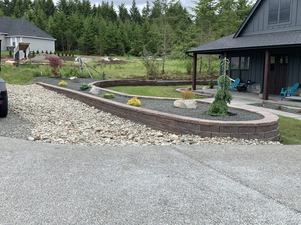 Expert outdoor landscaping in Shelton, WA - JG’S Landscaping & Construction