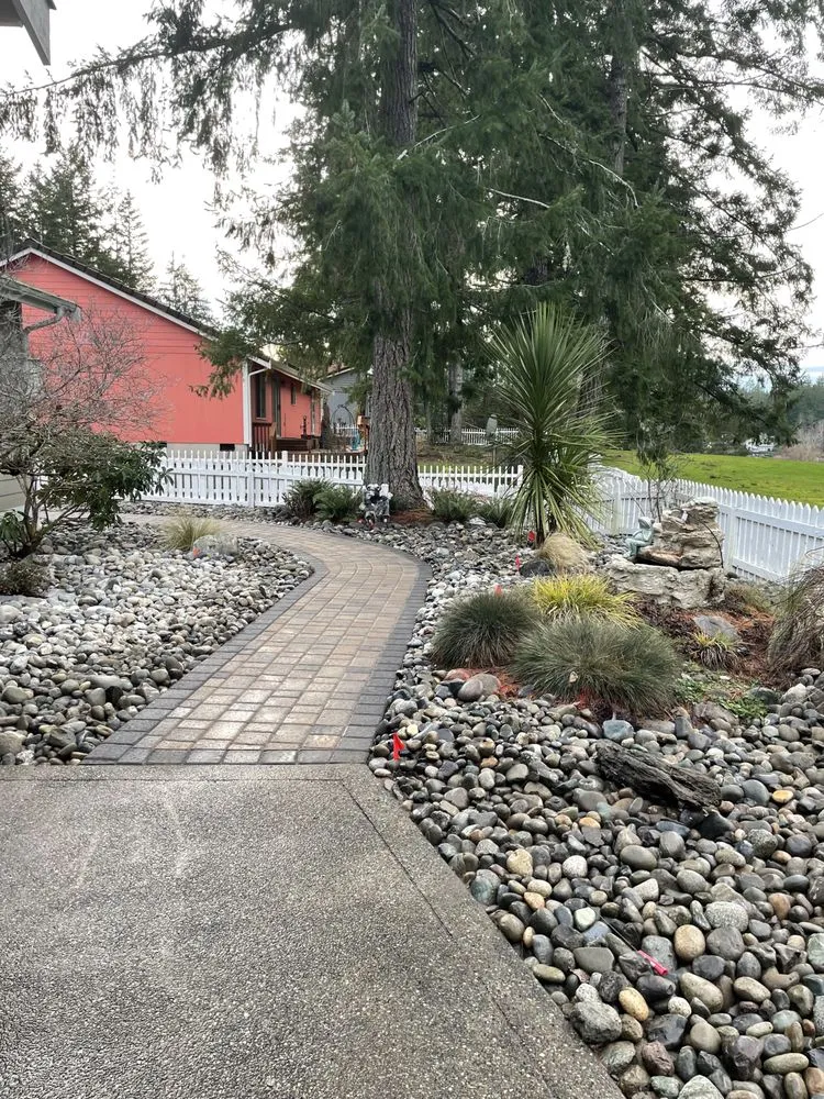 Local lawn mowing service in Shelton, WA - JG’S Landscaping & Construction