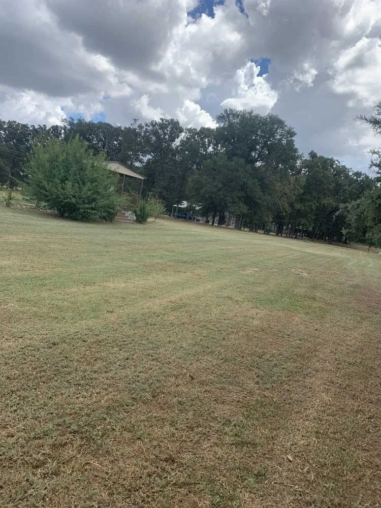 Top-rated lawn mowing service in Mount Pleasant, TX - Jg's Residential Lawncare Service