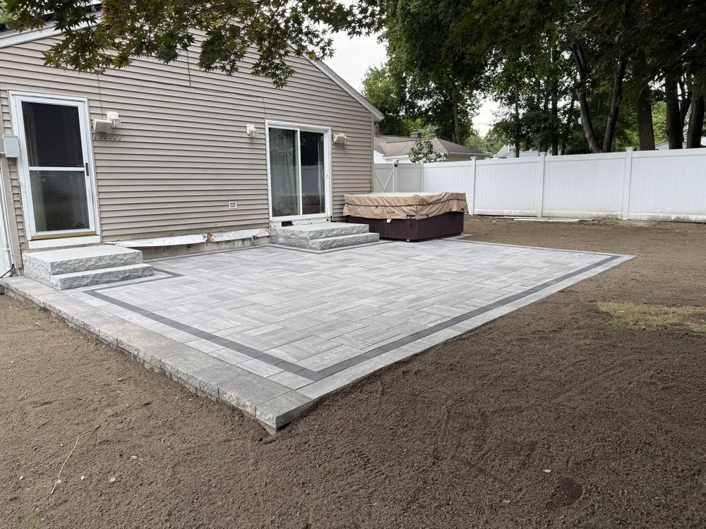 Expert outdoor landscaping experts serving bellingham, MA - J.gudiel Landscape