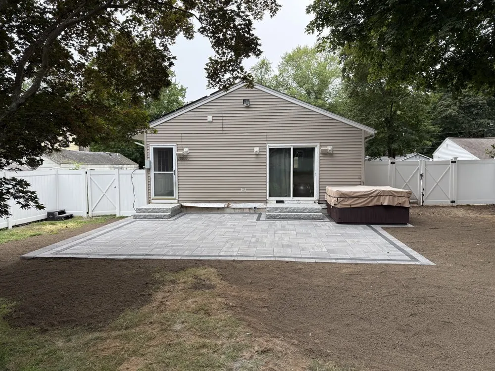 Top-rated garden landscaping for homes in bellingham, MA by J.gudiel Landscape