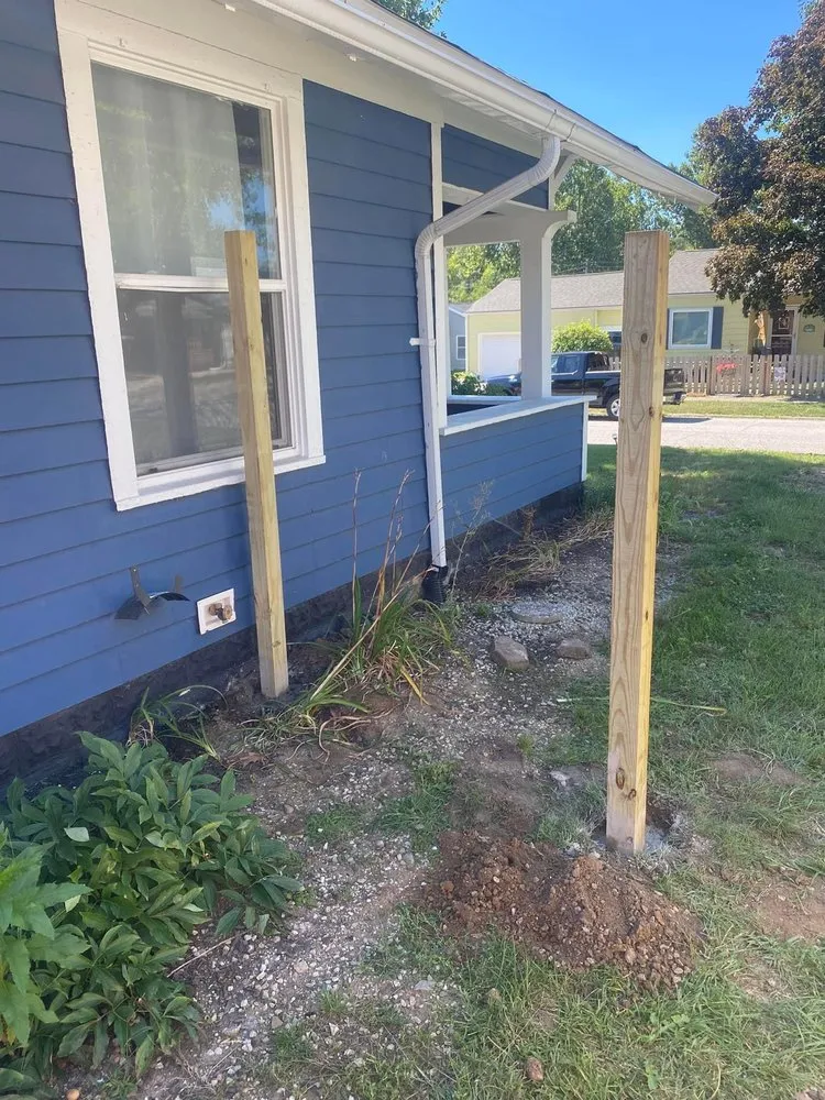 Top-rated lawn care service in Frankfort, IN by J&H Decking and Landscaping