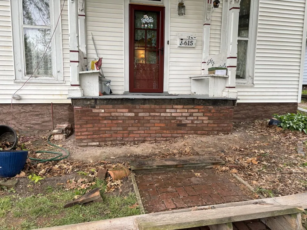 Custom landscape design for beautiful yards in Frankfort, IN by J&H Decking and Landscaping