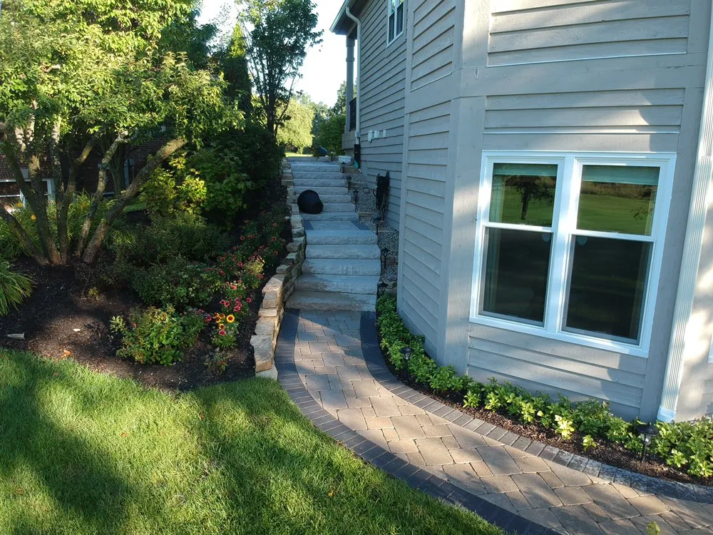 Custom outdoor landscaping in Grayslake, IL by JH Landscaping